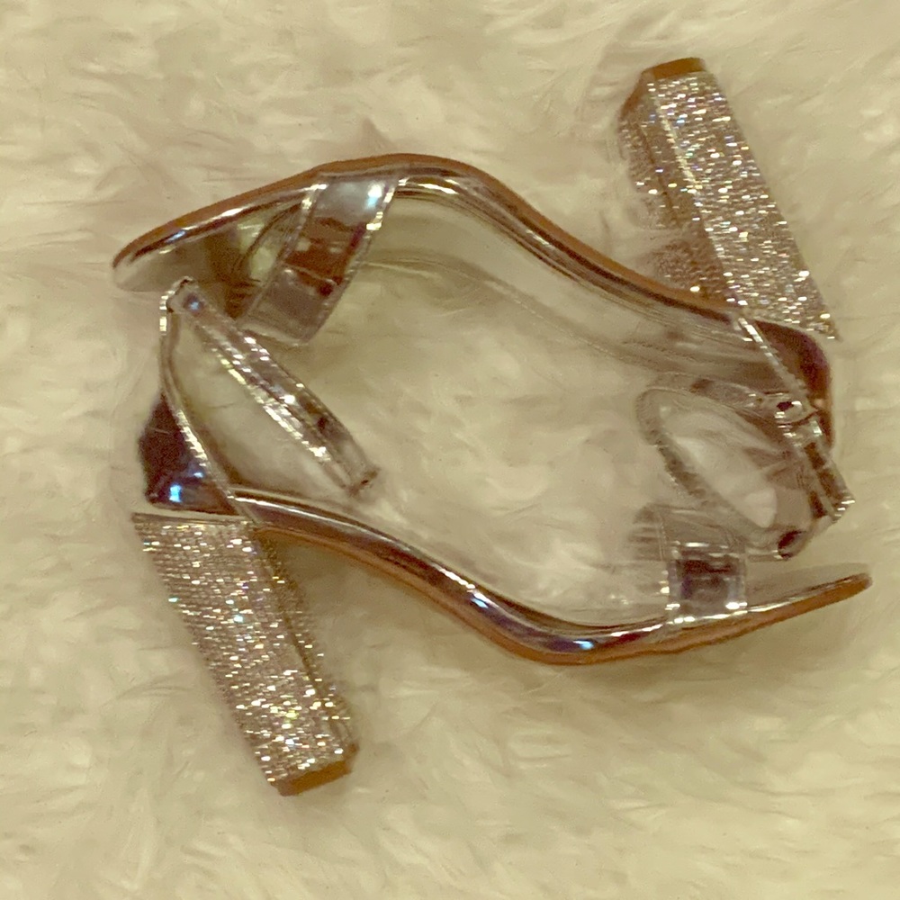 Heeled sandals